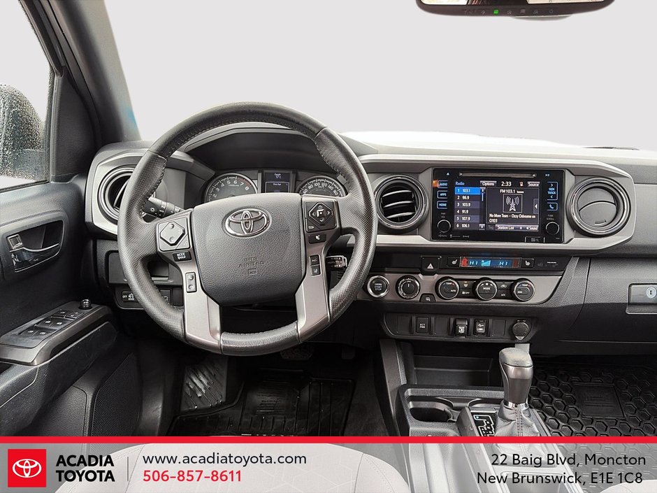 Toyota Tacoma SR5 2019-8