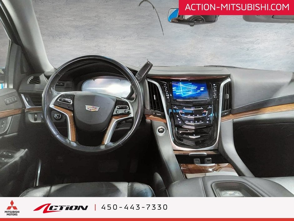 Cadillac Escalade LUXURY AWD  Sièges Ventilées Toit Pano Cuir Mags 2019-16