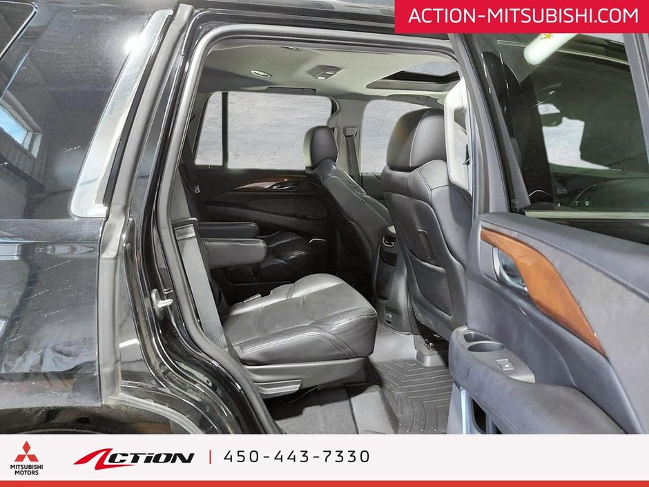 Cadillac Escalade LUXURY AWD  Sièges Ventilées Toit Pano Cuir Mags 2019-14
