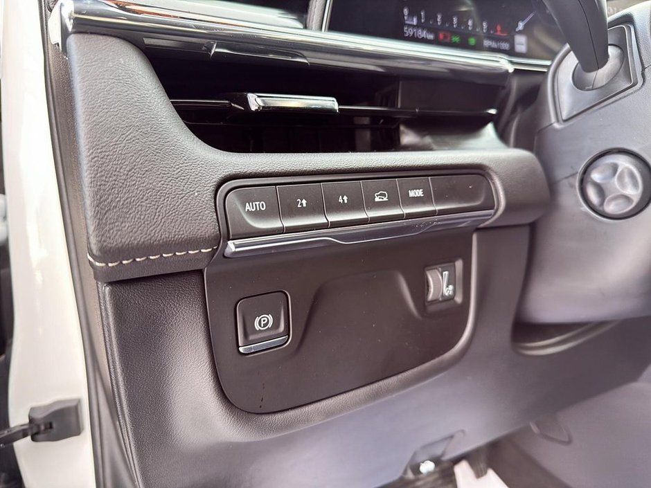 Cadillac Escalade 4WD Luxury Sièges Capitane Cuir Mags 22 Carplay 2024-13