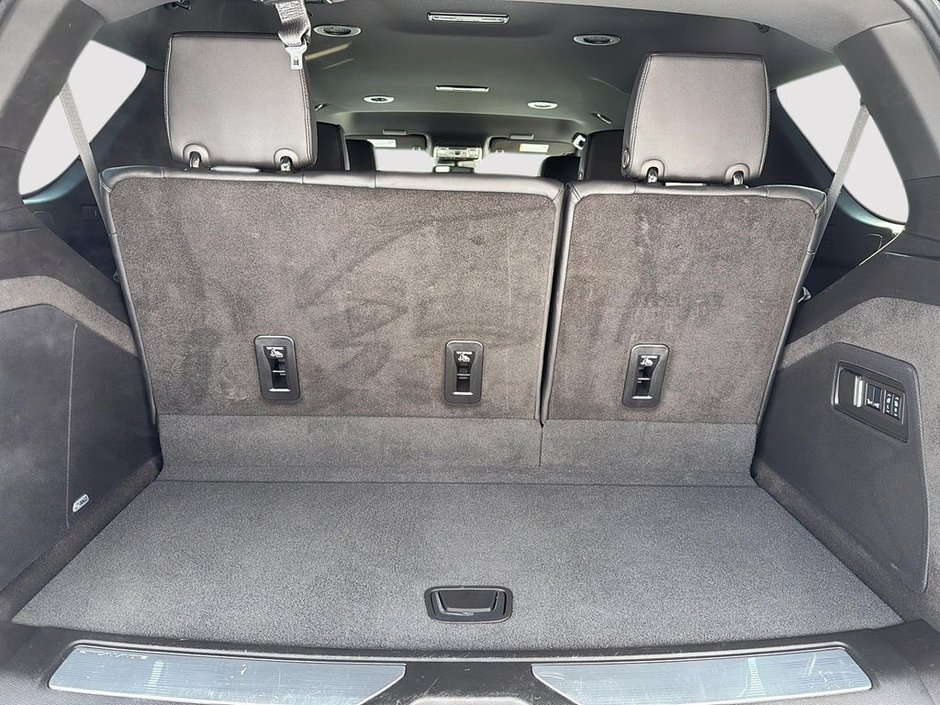 Cadillac Escalade 4WD Luxury Sièges Capitane Cuir Mags 22 Carplay 2024-17