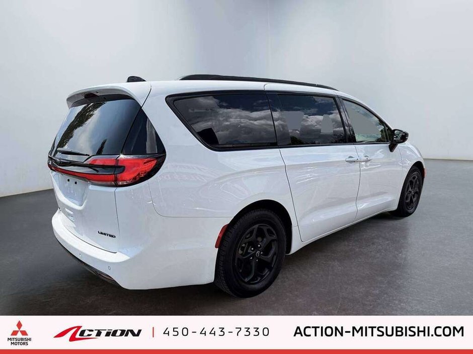2025 Chrysler Pacifica Limited Toit Pano Cuir Navigation Mags-4