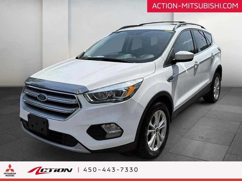 2017 Ford Escape SE AWD Sièges Chauffants Air Climatisé Mags 17 Po-0