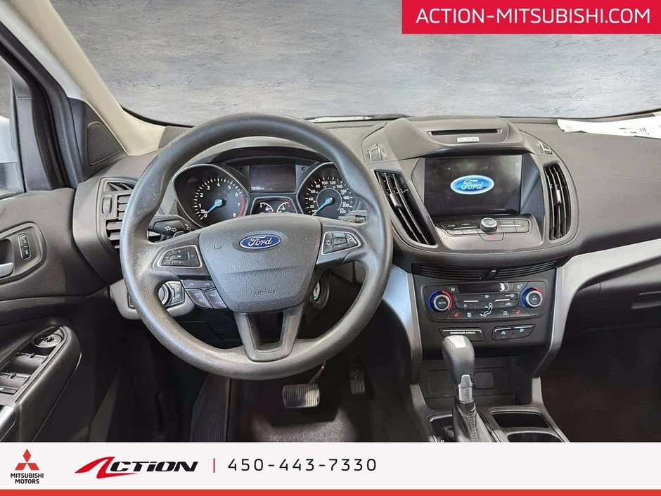 2017 Ford Escape SE AWD Sièges Chauffants Air Climatisé Mags 17 Po-16
