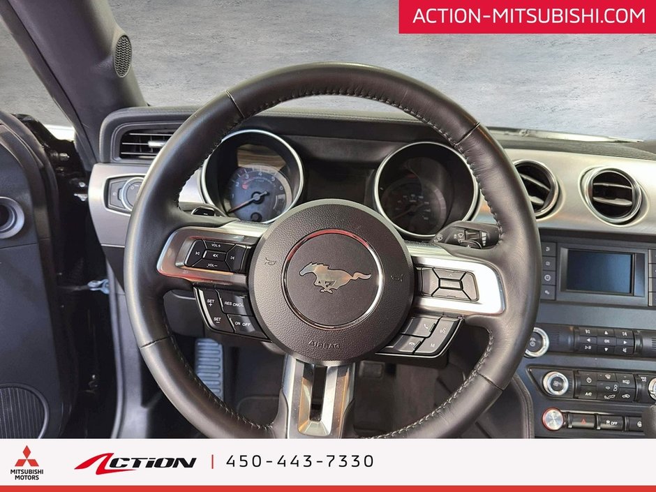 2022 Ford Mustang GT Fastback 5.0 Mags 19 Po Sièges CUIR Chauffants-14