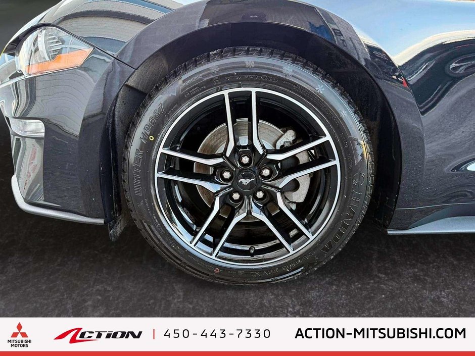 2023 Ford Mustang Premium  Sièges Ventilés Chauffants Mags-8