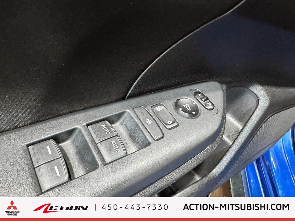 2017 Honda Civic Hatchback SPORT Sièges Chauffants Toit Ouvrant Mags 18-9