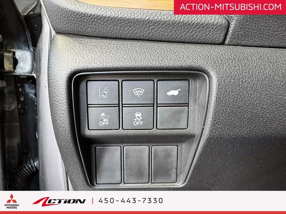Honda CR-V Touring AWD Toit Cuir Mags 18 Navigation 2018-24