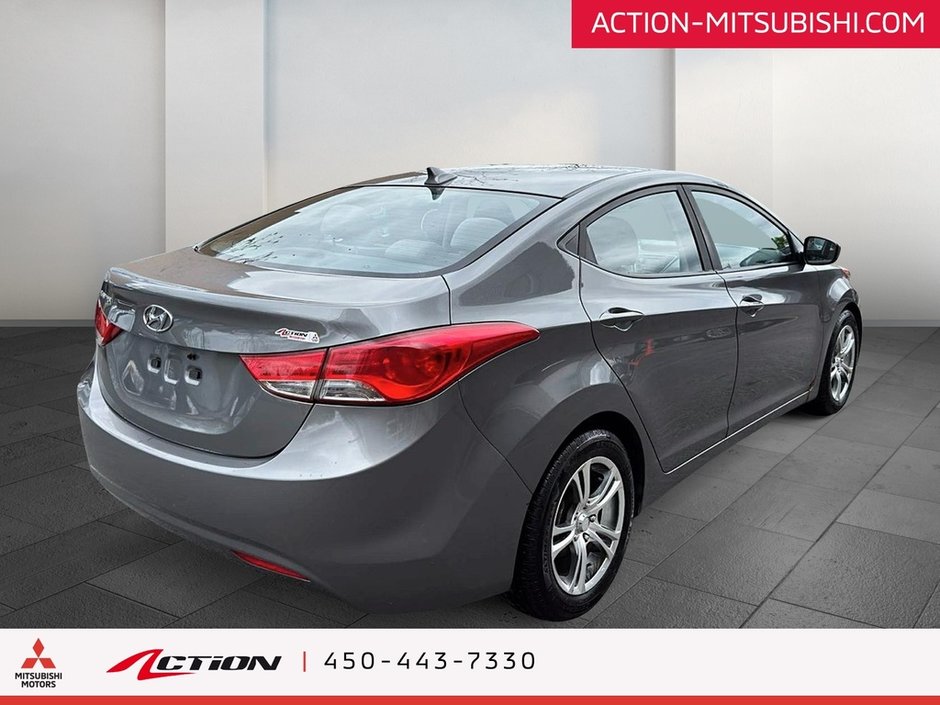 Hyundai Elantra GL AUTO GR ÉLECTRIQUES SIÈGES CHAUFFANT AIR CLIM 2013-4
