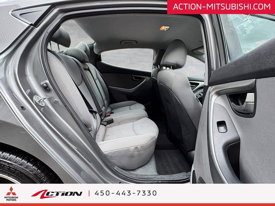Hyundai Elantra GL AUTO GR ÉLECTRIQUES SIÈGES CHAUFFANT AIR CLIM 2013-11