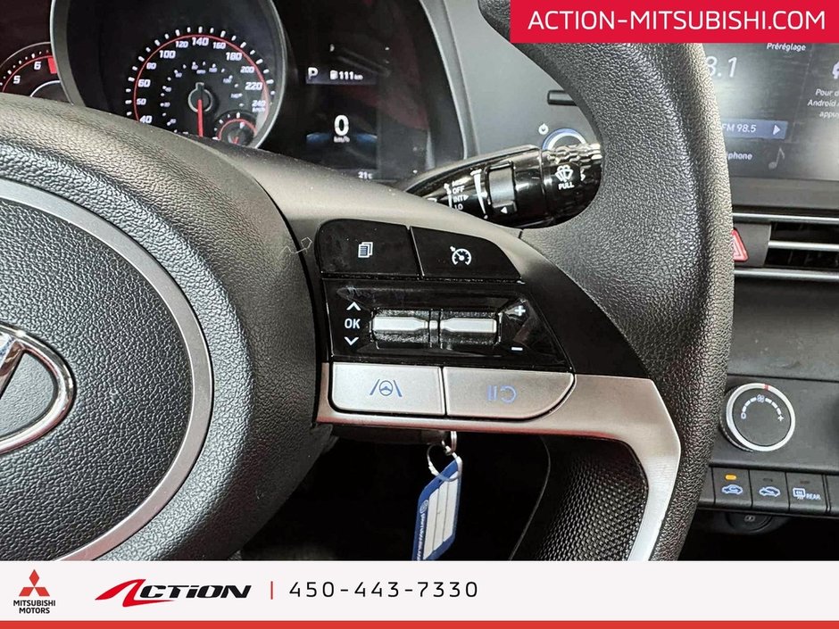 Hyundai Elantra ESSENTIAL CARPLAY ANDROID AUTO GROUPES ÉLECTRIQUES 2022-17
