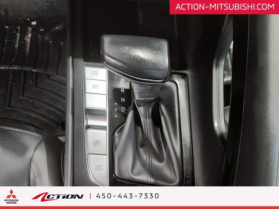 Hyundai Elantra Ultimate Tech Toit Ouvrant Cuir Carplay Mags 2022-24