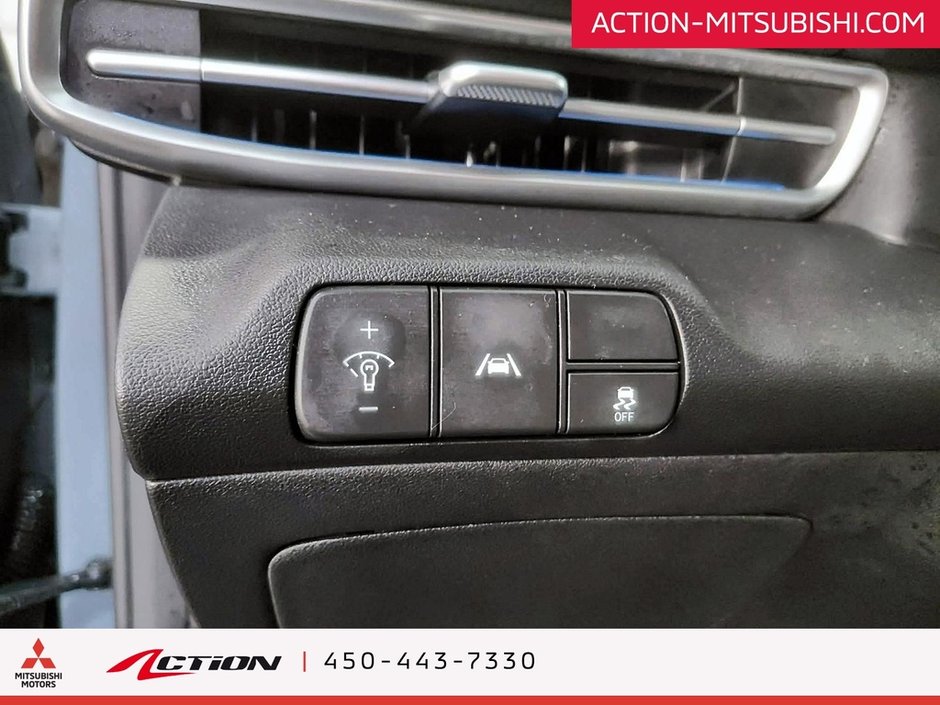 Hyundai Elantra Ultimate Tech Toit Ouvrant Cuir Carplay Mags 2022-23