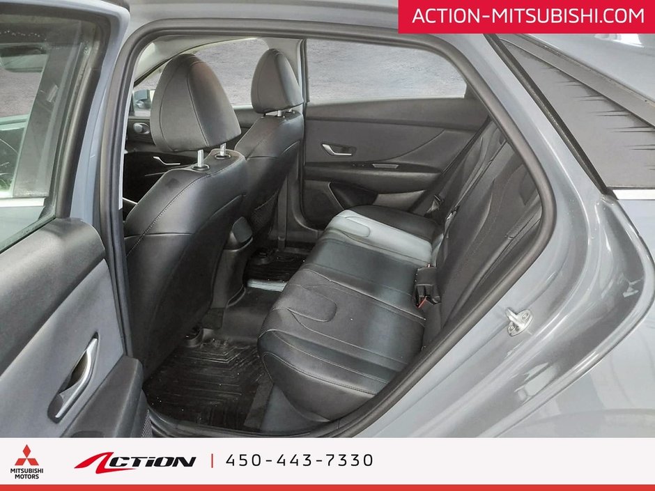 Hyundai Elantra Ultimate Tech Toit Ouvrant Cuir Carplay Mags 2022-10