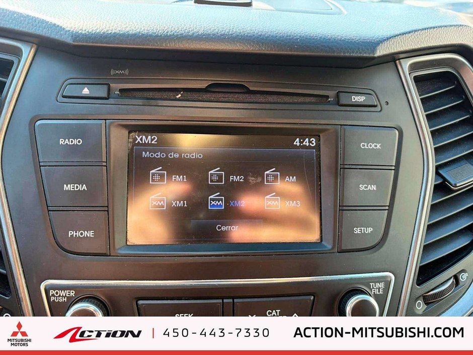 2018 Hyundai SANTA FE Premium-16