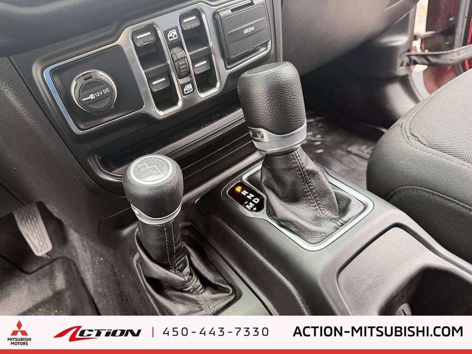 2022 Jeep Gladiator Altitude Sièges Chauffants Mags Bluetooth-19