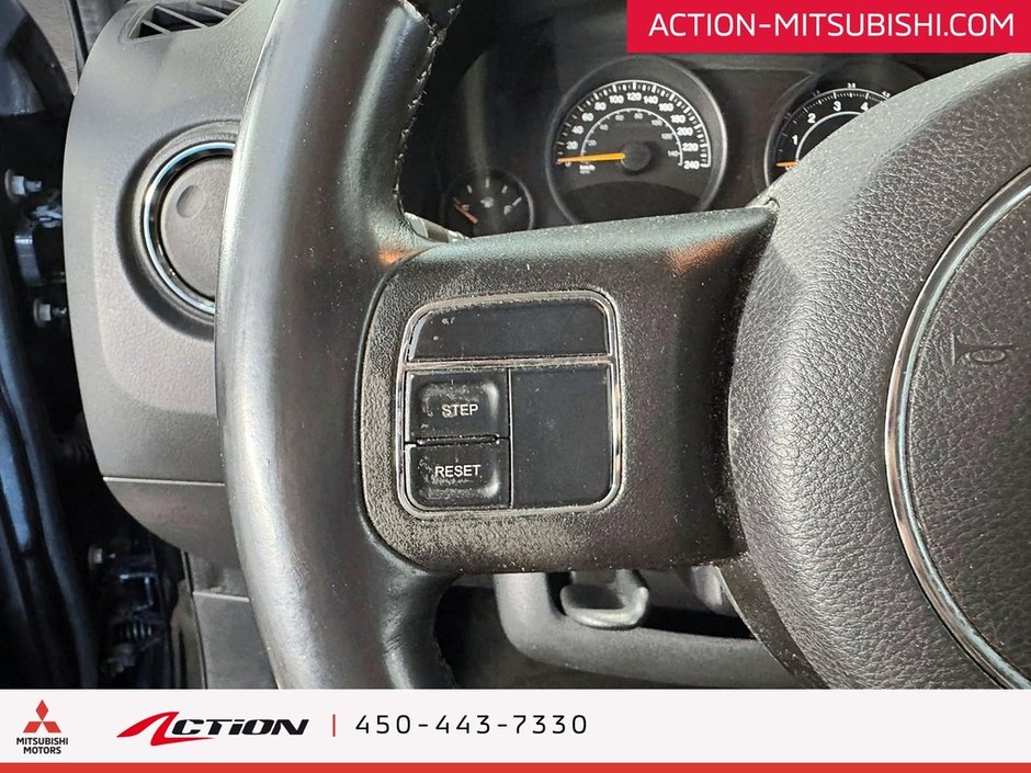 2015 Jeep Patriot 4WD High Altitude-17