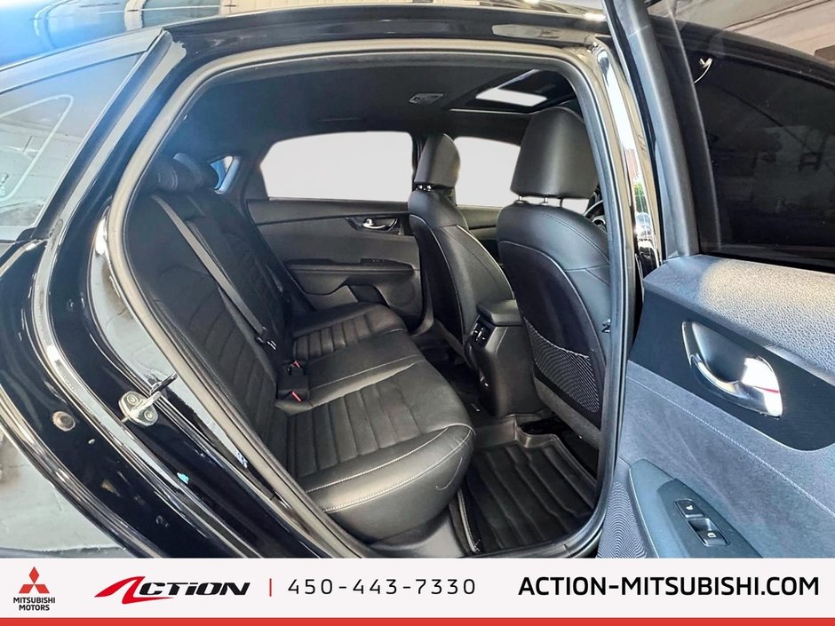 2022 Kia Forte GT-Line Toit Cuir Mags Sièges Ventilés Carplay-13