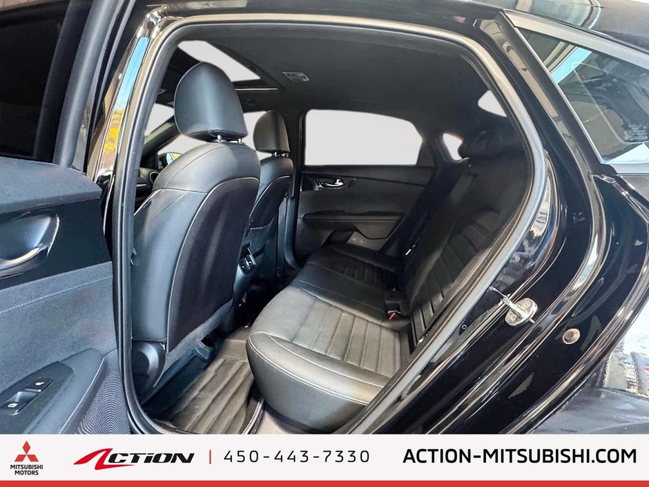 2022 Kia Forte GT-Line Toit Cuir Mags Sièges Ventilés Carplay-11