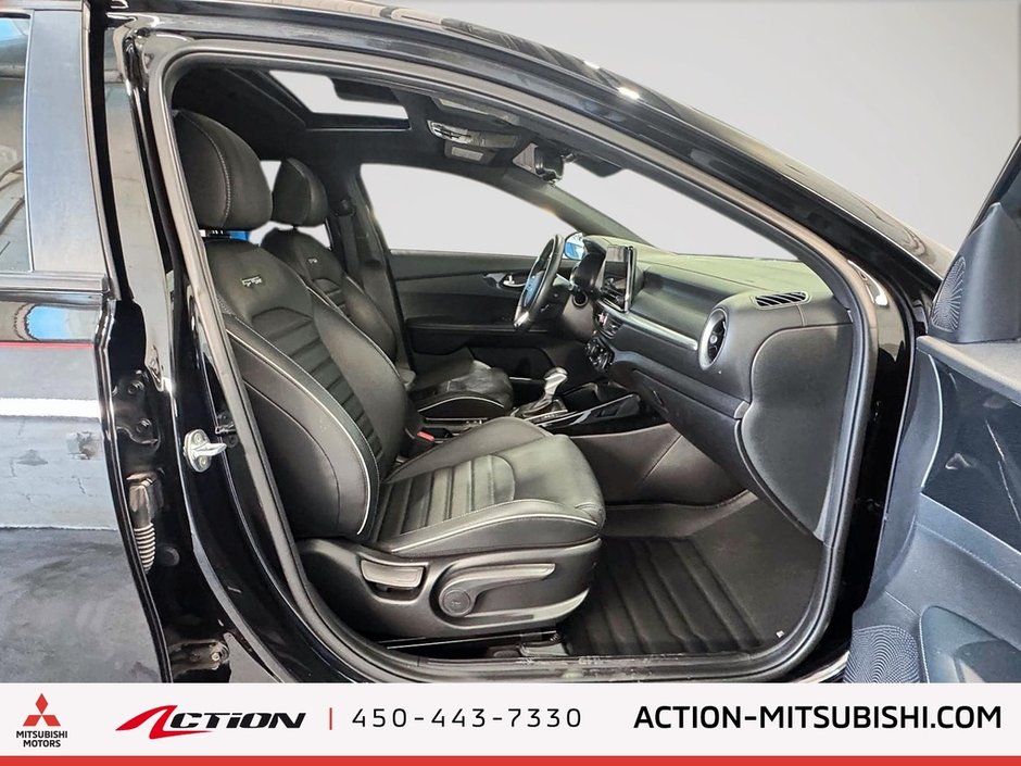 2022 Kia Forte GT-Line Toit Cuir Mags Sièges Ventilés Carplay-14