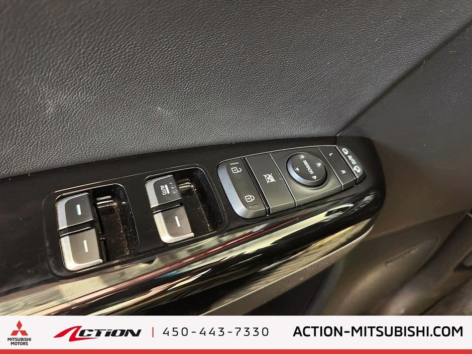 2020 Kia Sportage SX AWD Toit Ouvrant Cuir Sièges Ventilés Mags-9