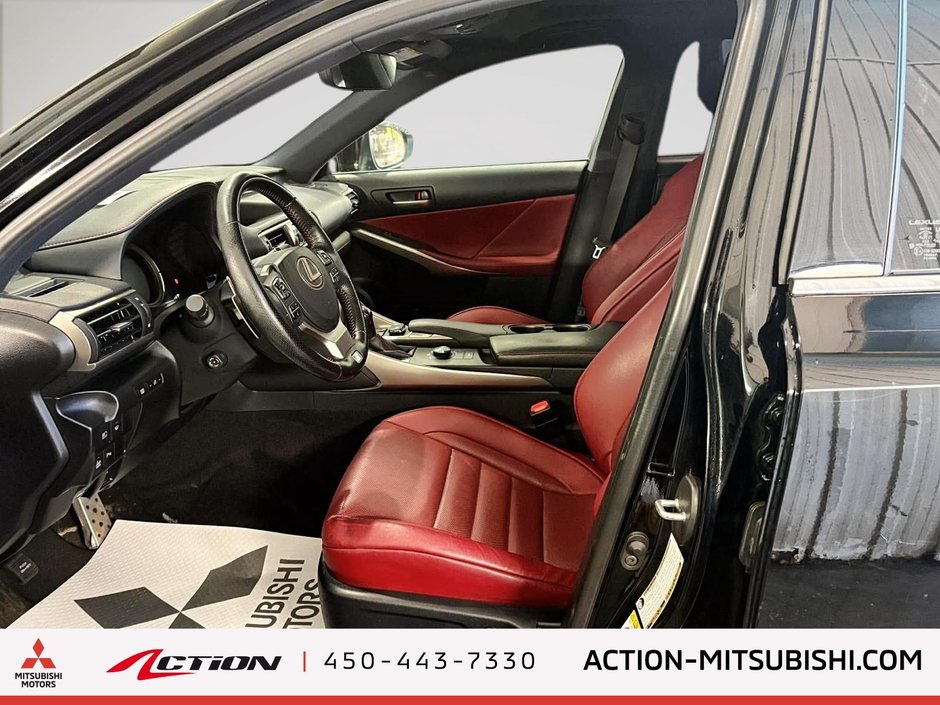 Lexus IS 300 F2 Toit ouvrant Cuir Rouge Mags Volant chauffant 2018-1