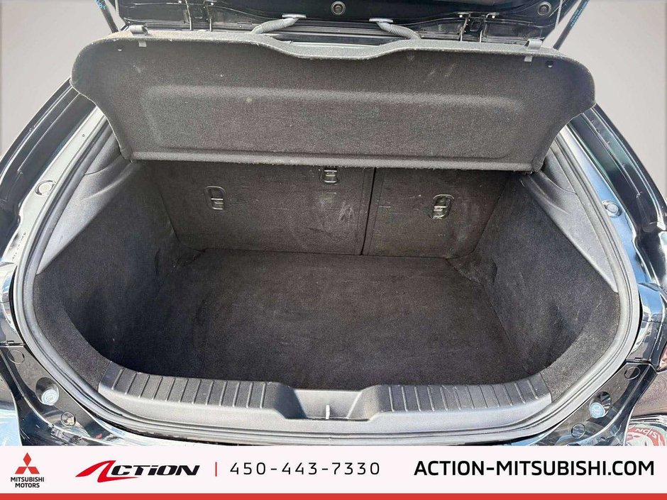 2019 Mazda 3 GS-11