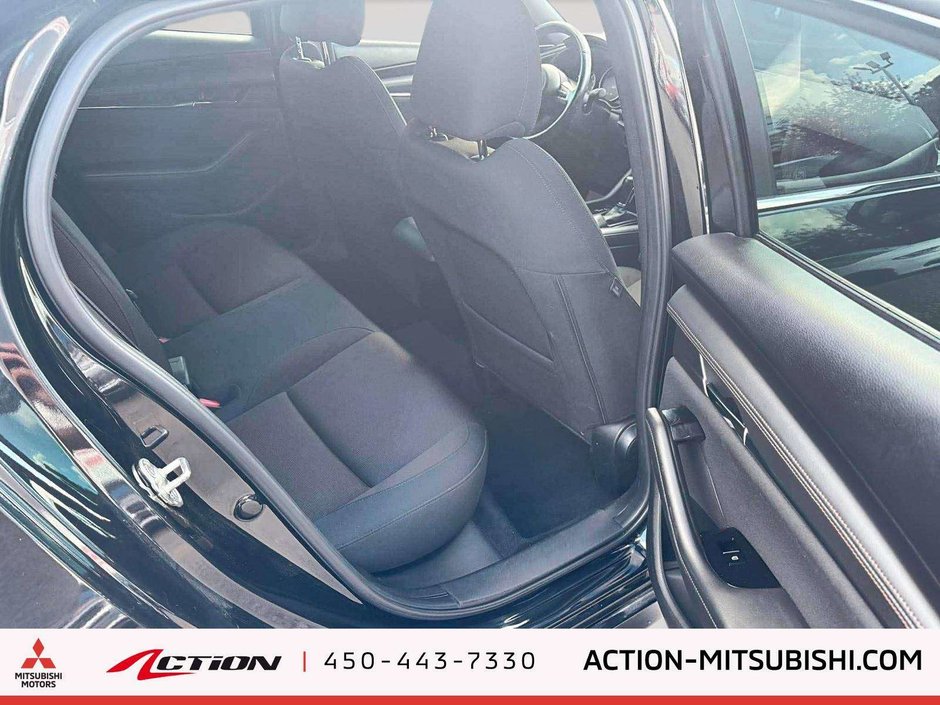 2019 Mazda 3 GS-12