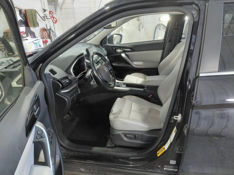 Mitsubishi Eclipse Cross GT S-AWC Carplay Android Auto Cuir Toit Mags 2022-25
