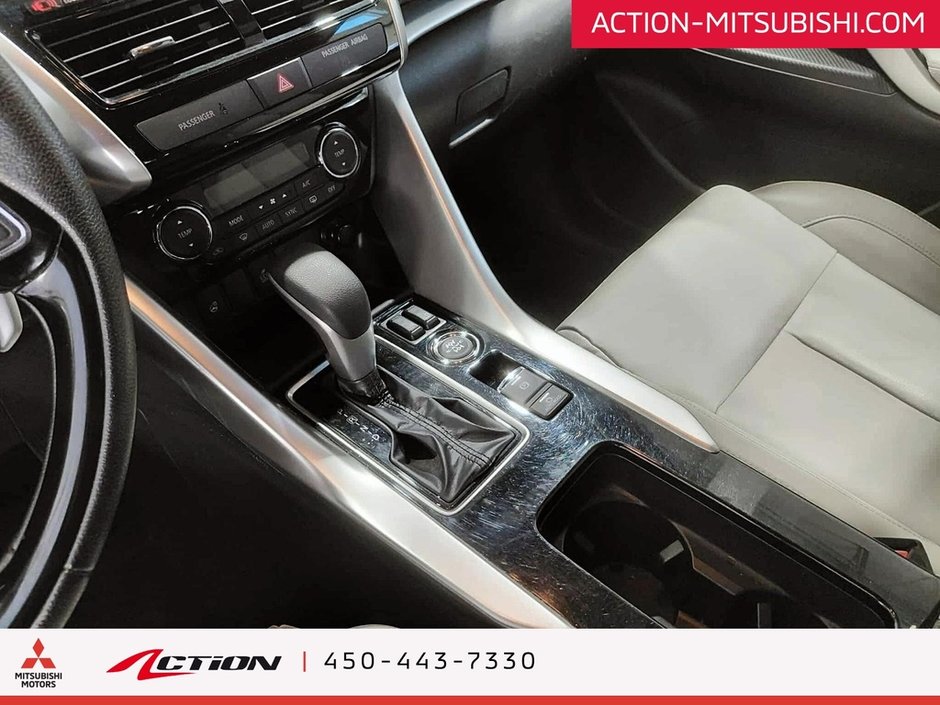 2023 Mitsubishi Eclipse Cross GT S-AWC Carplay Android Auto Cuir Toit Mags-24