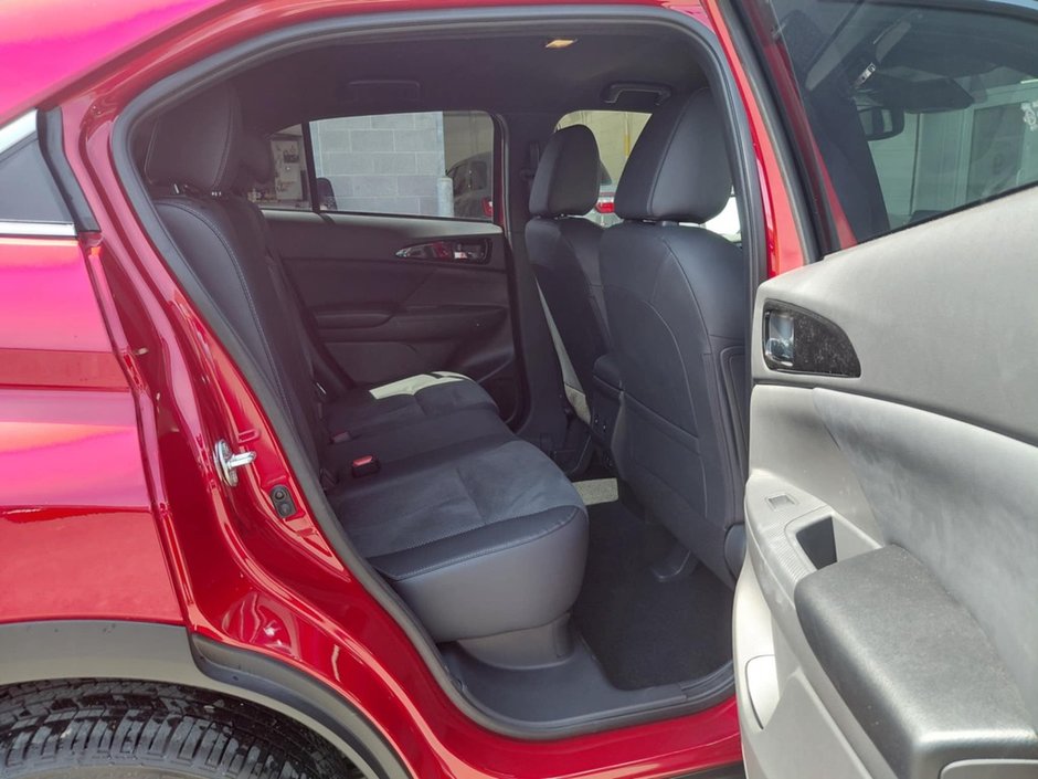 Mitsubishi ECLIPSE CROSS SEL S-AWC Garantie 10 ans ou 160,000 KM 2025-15