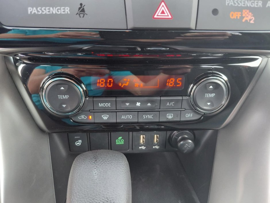 Mitsubishi ECLIPSE CROSS SEL S-AWC Garantie 10 ans ou 160,000 KM 2025-28