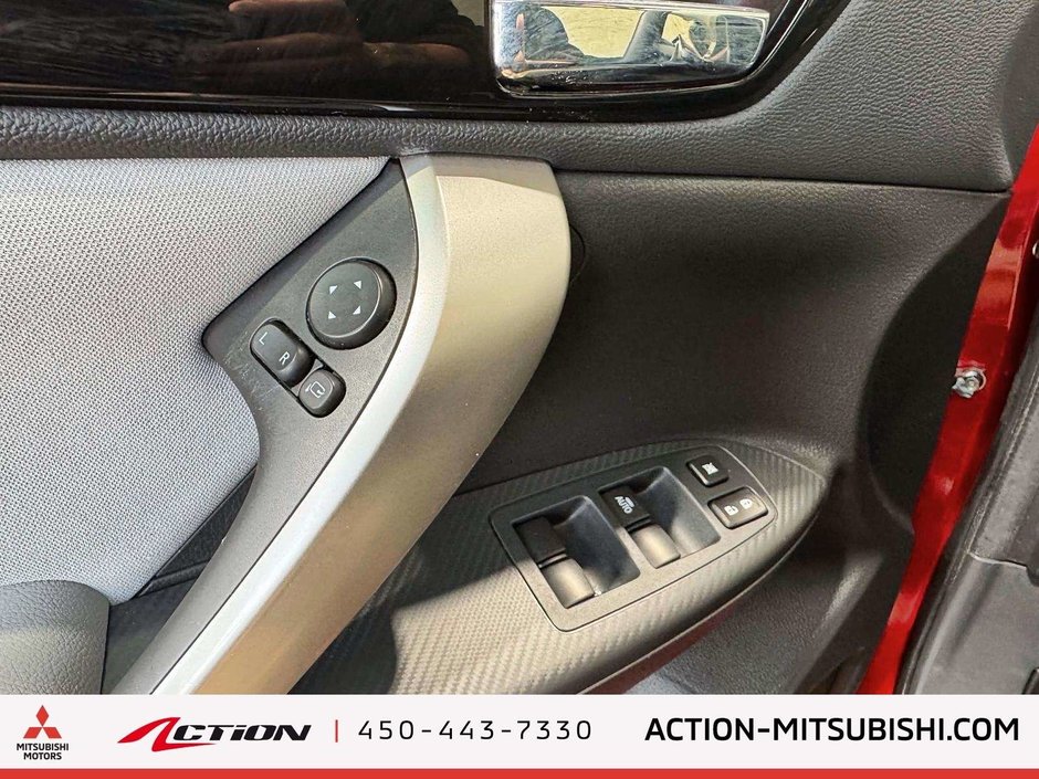 2025 Mitsubishi Eclipse Cross SE S-AWC Apple Carplay Android Auto Mags 18-14