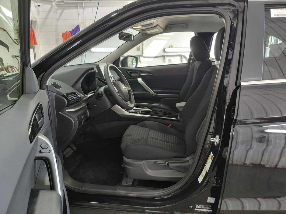 2026 Mitsubishi Eclipse Cross SE S-AWC-15