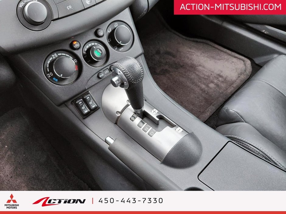 Mitsubishi Eclipse GT-P SPYDER DECAPOTABLE CUIR MAGS 18PO A/C V6 2011-10