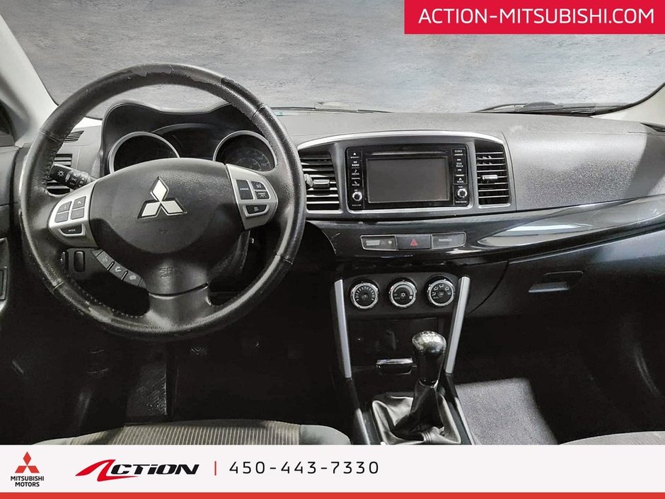 Mitsubishi Lancer SE Limited Toit Ouvrant Sièges Chauffants Mags 2017-16