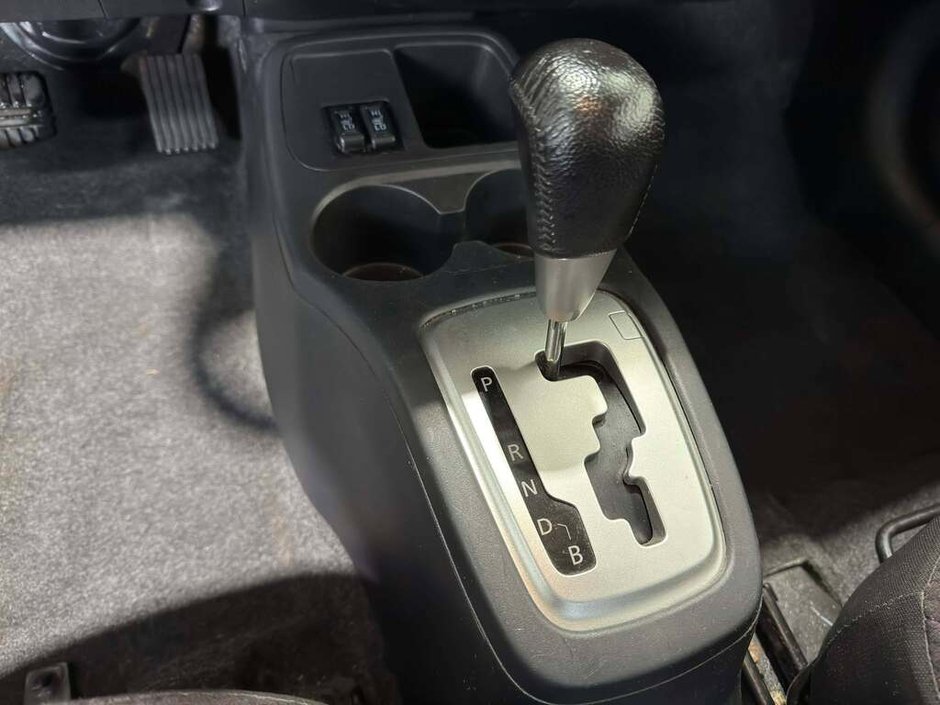 Mitsubishi Mirage AUTOMATIQUE SE SIEGES CHAUFFANT. ÉCONOMIQUE. 2014-9