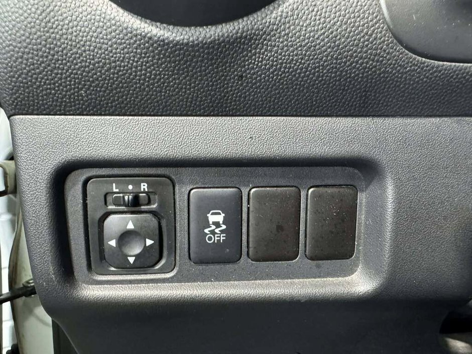 Mitsubishi Mirage AUTOMATIQUE SE SIEGES CHAUFFANT. ÉCONOMIQUE. 2014-13