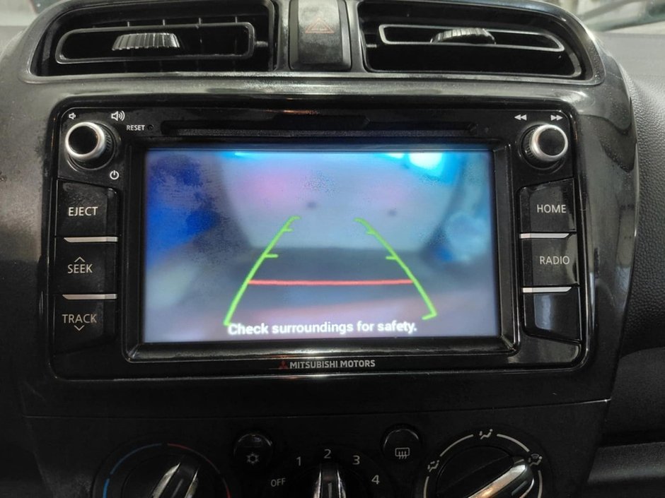 Mitsubishi Mirage ES  A/C APPLECAR PLAY FREINS ABS CRUISE CONTROL 2018-8