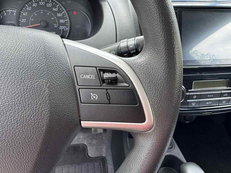 Mitsubishi Mirage SE A/C Banc Chauffants Bluetooth Mags14'' 2022-16