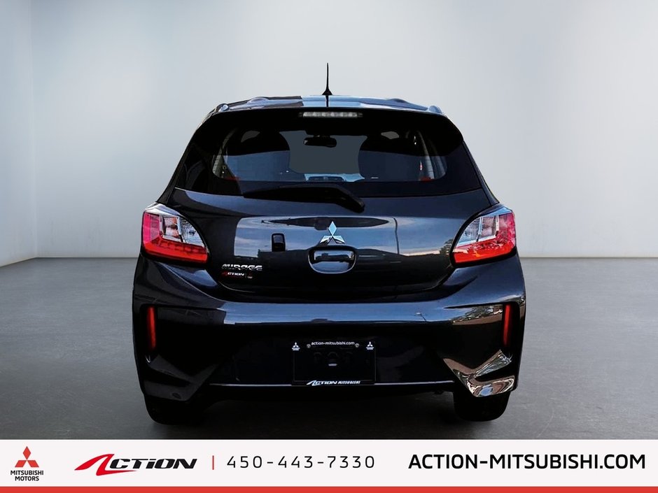 Mitsubishi Mirage ES Carplay Android Auto A / C  Sièges Chauffants 2024-2