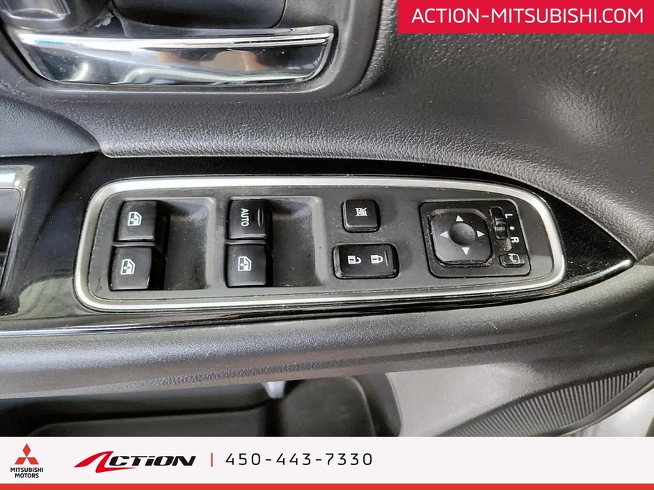 Mitsubishi OUTLANDER PHEV PHEV GT S-AWC Cuir Toit  Mags 18 po Carplay 2018-15