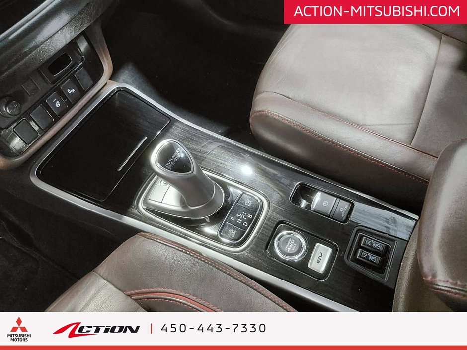 Mitsubishi Outlander PHEV SE Touring S-AWC Toit Carplay Android Auto Mags 2018-18