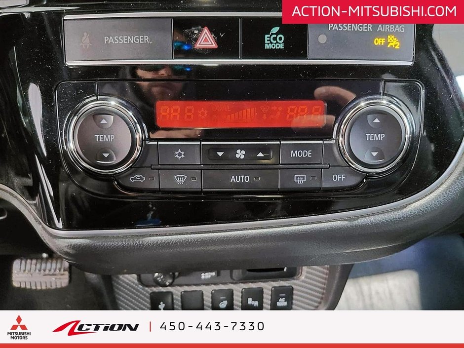Mitsubishi Outlander PHEV SE Touring S-AWC Toit Ouvrant Cuir Carplay Mags 2019-20