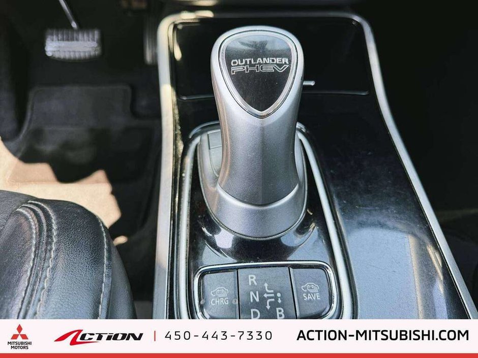 Mitsubishi Outlander SE 2019-22