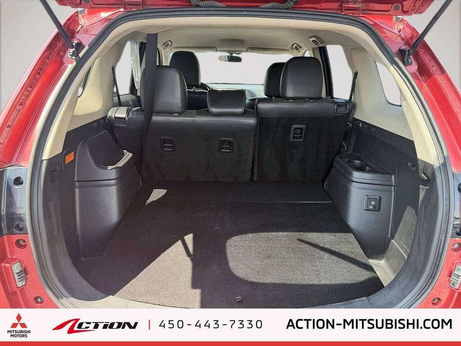 Mitsubishi Outlander SE 2019-10
