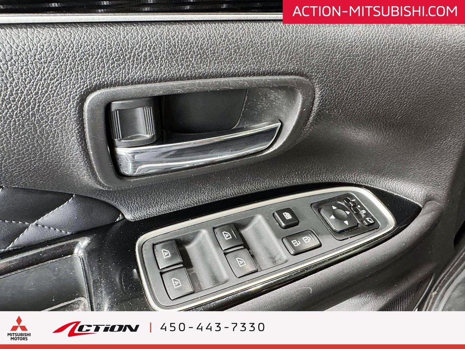 Mitsubishi OUTLANDER PHEV GT S-AWC  Cuir Toit Ouvrant Mags A / C Caplay 2020-14