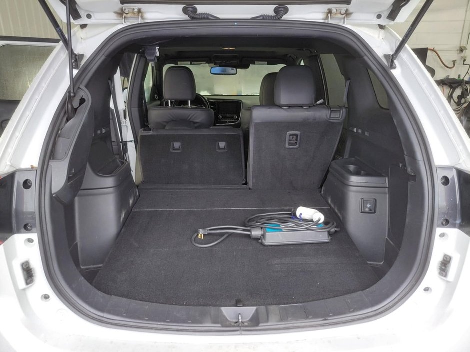 Mitsubishi Outlander PHEV Samedi 29 nov Vente Privé Liquidation d'occasions 2020-21