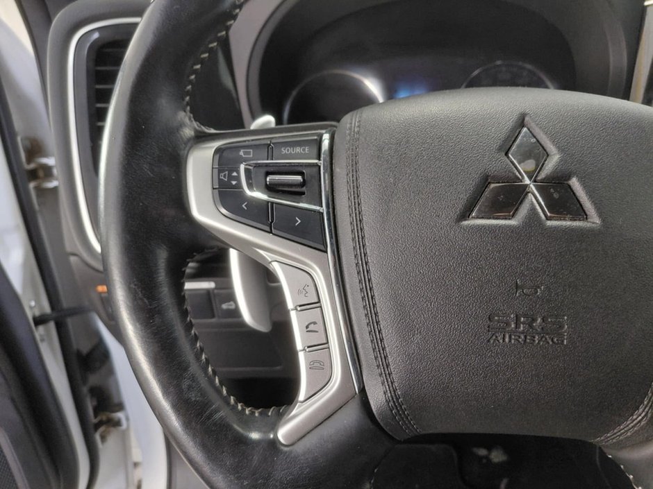 Mitsubishi Outlander PHEV Samedi 29 nov Vente Privé Liquidation d'occasions 2020-14