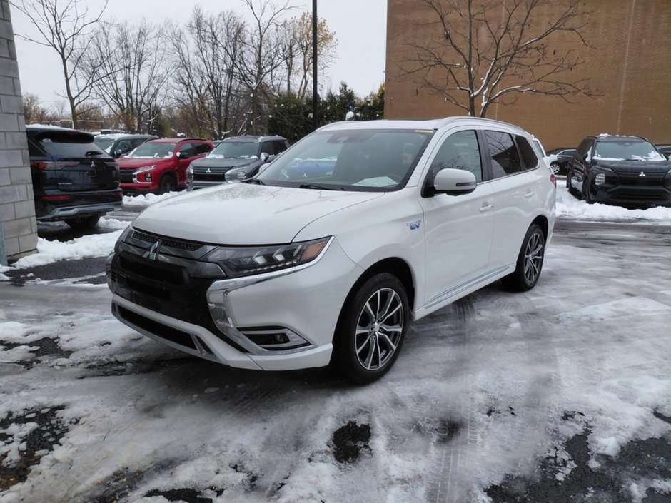 Mitsubishi Outlander PHEV Samedi 29 nov Vente Privé Liquidation d'occasions 2020-7